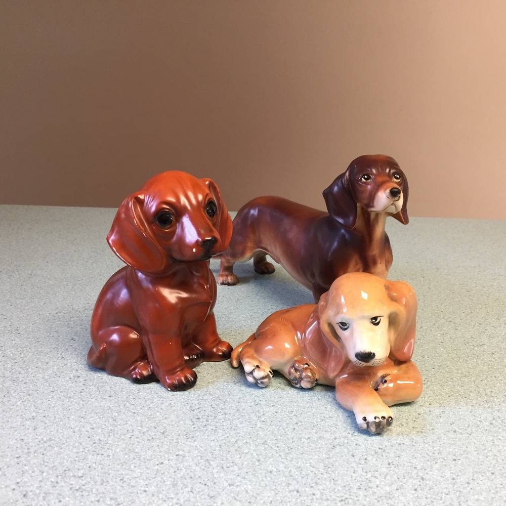 VINTAGE 3  DACHSHUND PUPPY PORCELAIN COLLECTIBLE - Norleans-Reis-Japan-
